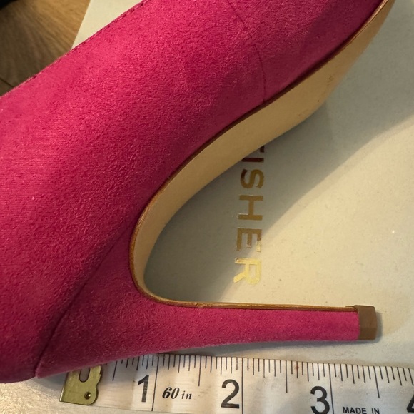 Marc Fisher pumps never worn size 6 - Picture 2 of 4